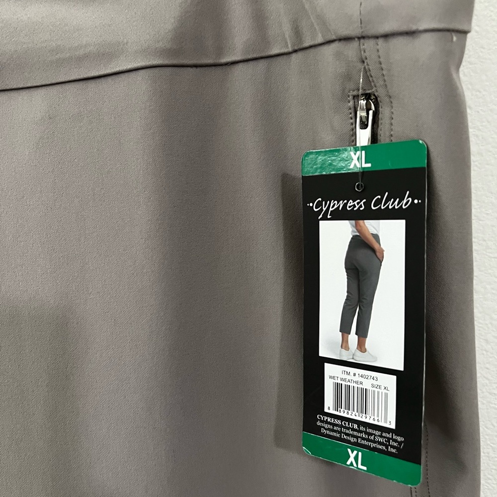 Grey Cropped Pants - image 5